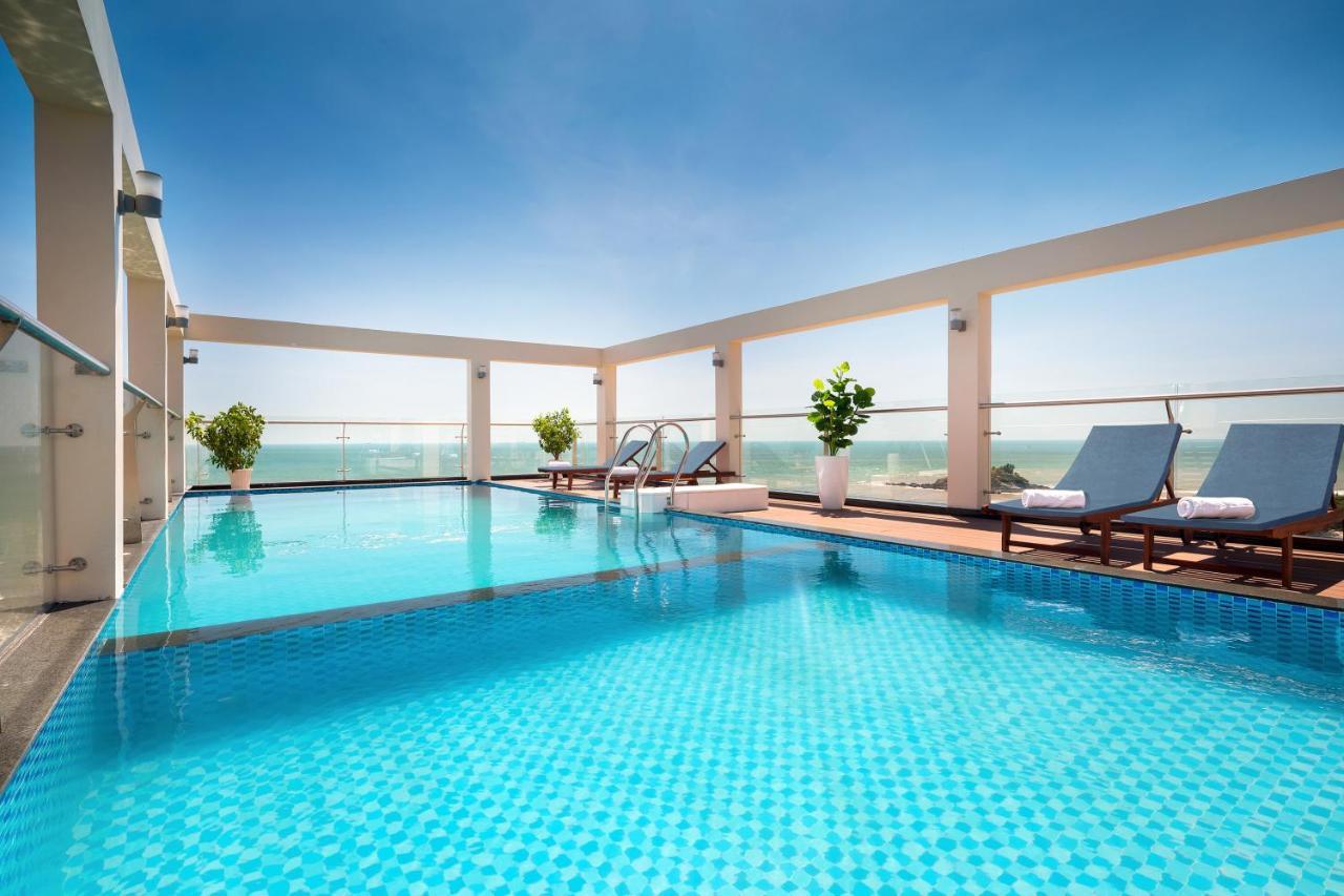 Nolis Hotel Вунгтау Экстерьер фото
